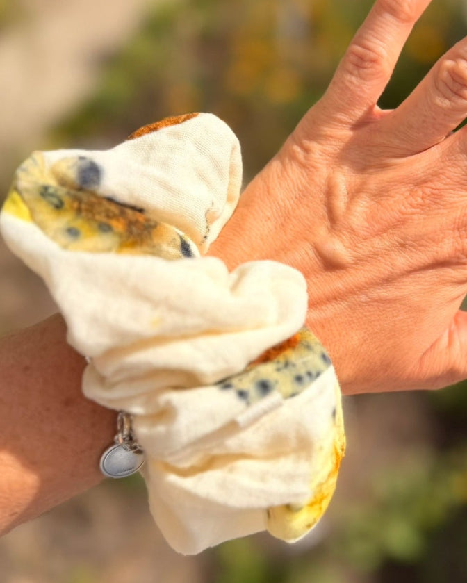 Botanically dyed scrunchie - Meadow