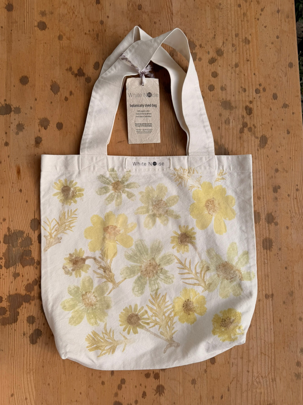 Botanically dyed tote bag - Cosmea