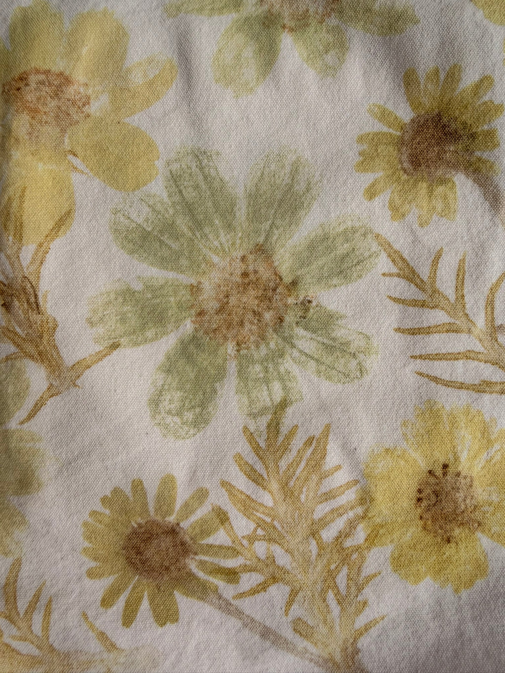 Botanically dyed tote bag - Cosmea