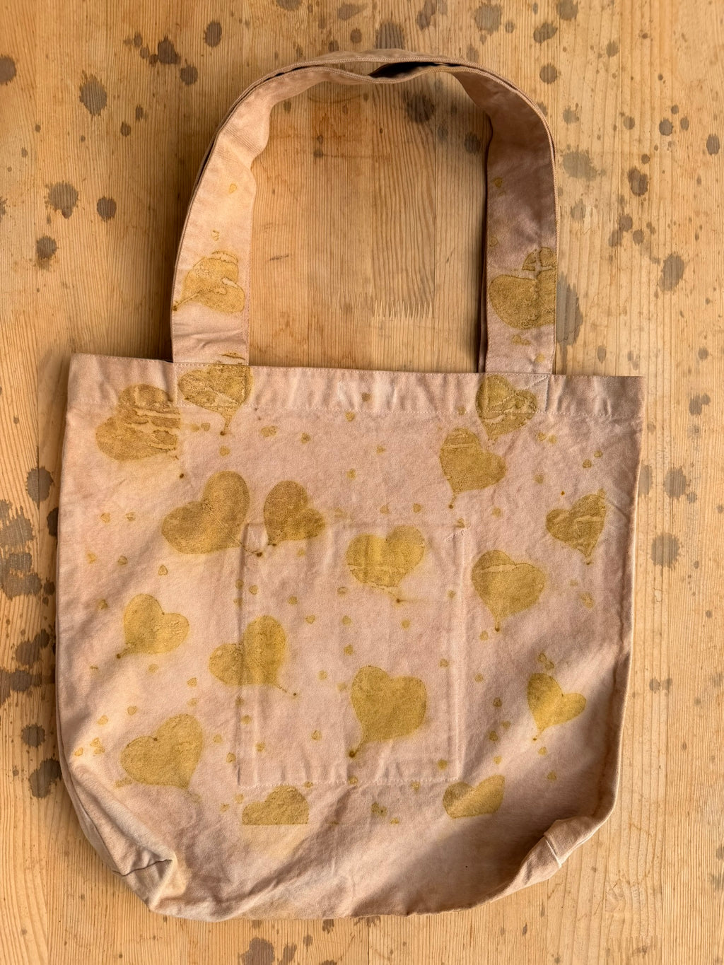 Botanically dyed tote bag - Eukalyptus Hearts