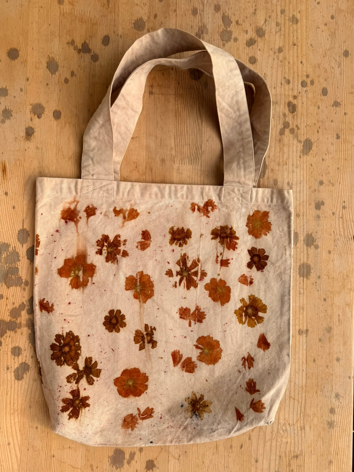 Botanically dyed tote bag - Sunset orange