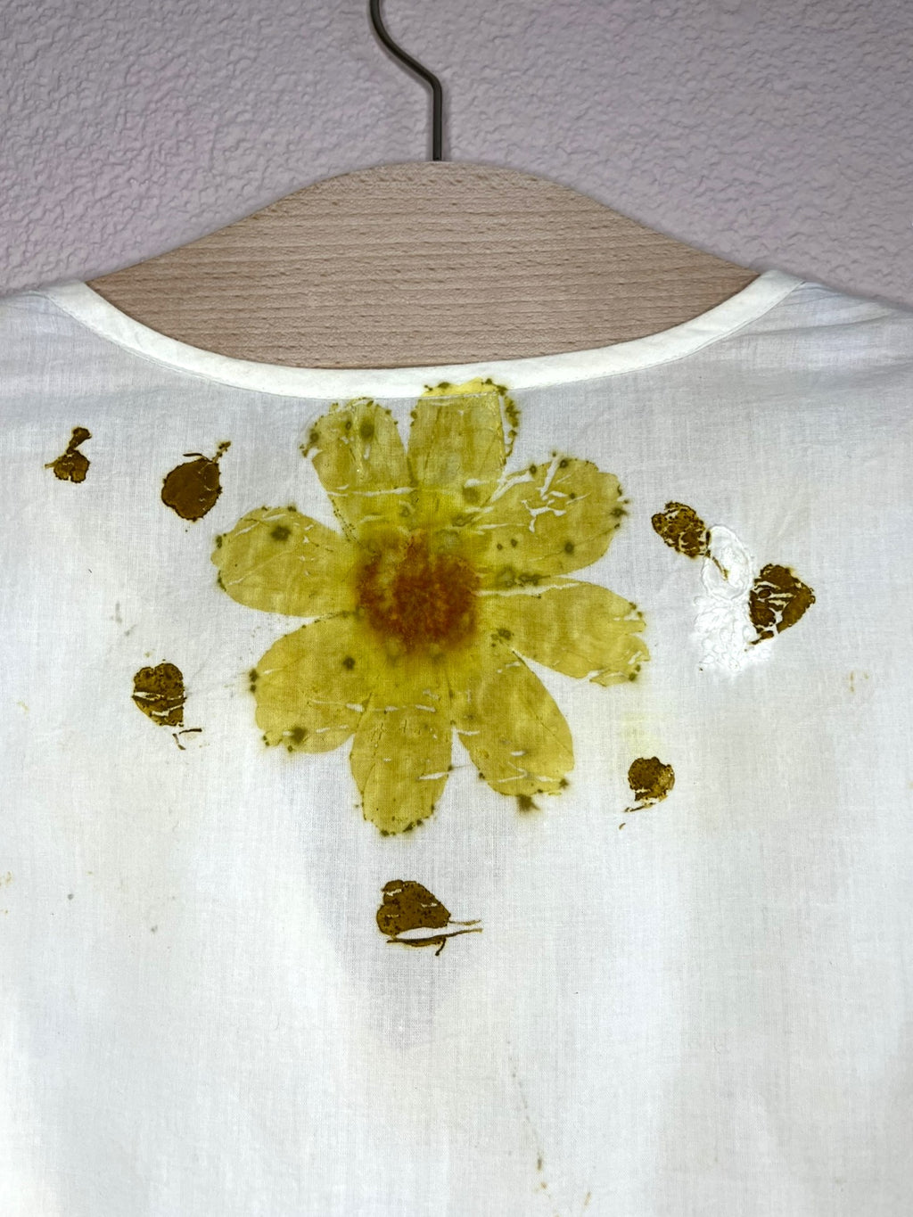 Bloom Again - Baumwolltunika mit Sommerblumen und Stickerei