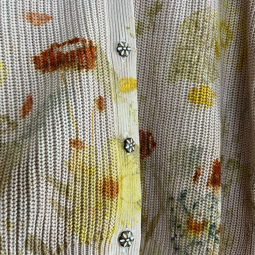 Bloom Again - rosafarbene Cardigan mit Sommerblumen