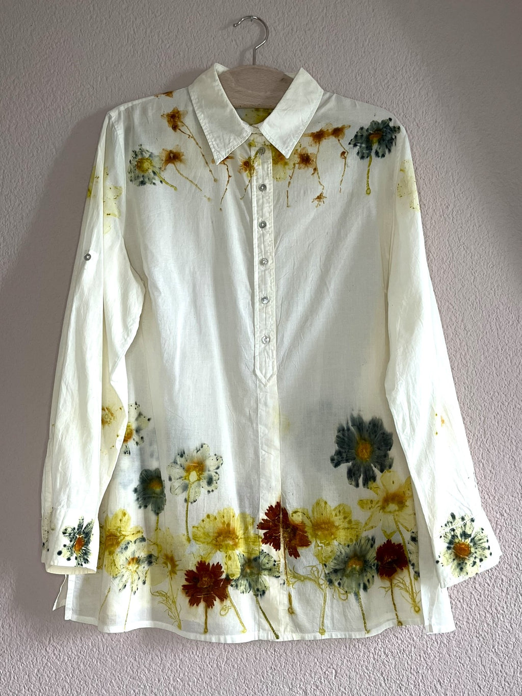 Bloom Again - lange Baumwollbluse mit Sommerblumen