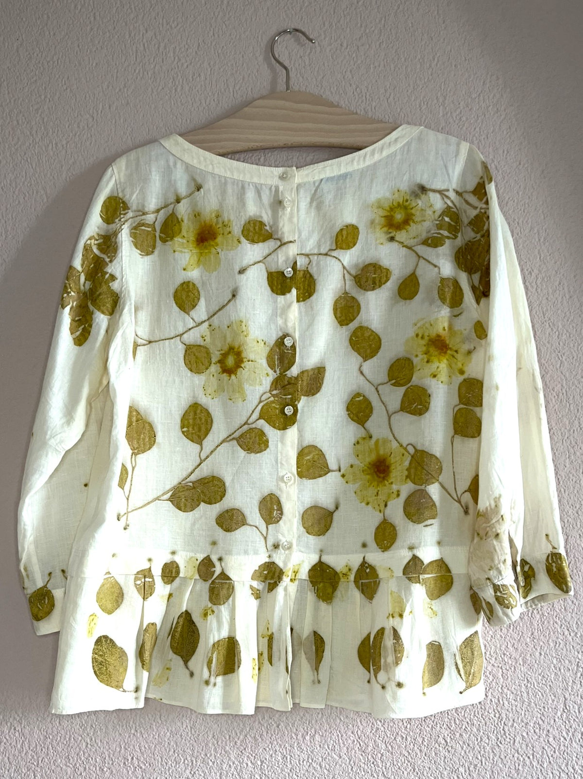 Bloom Again - Leinenbluse mit Eukalyptus