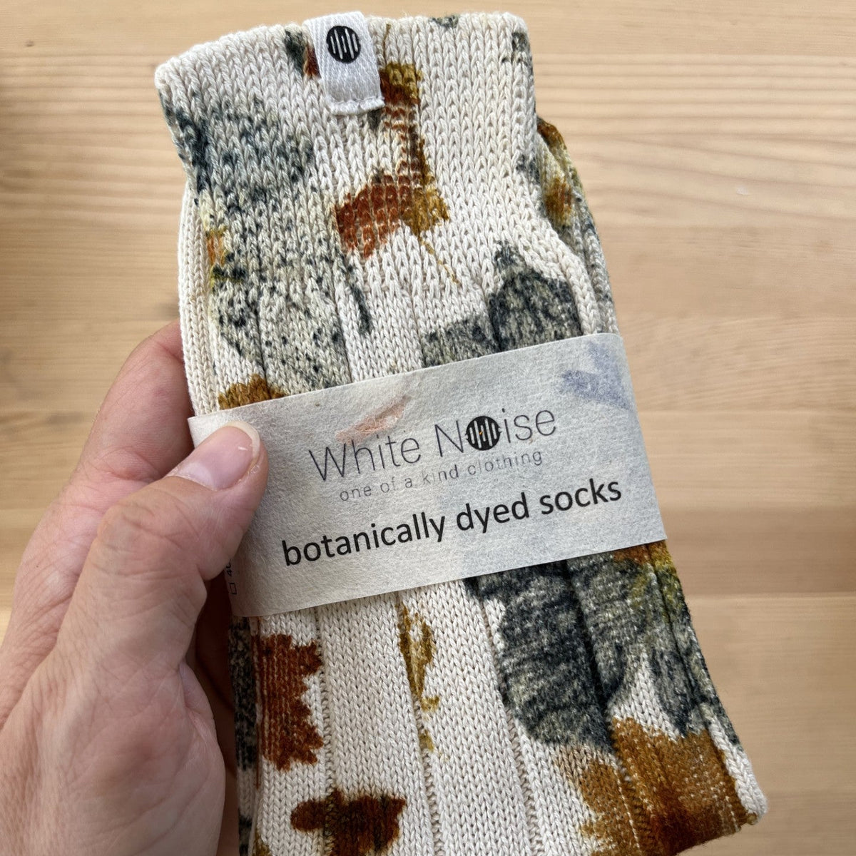 Botanically dyed socks - Rubenza Sky