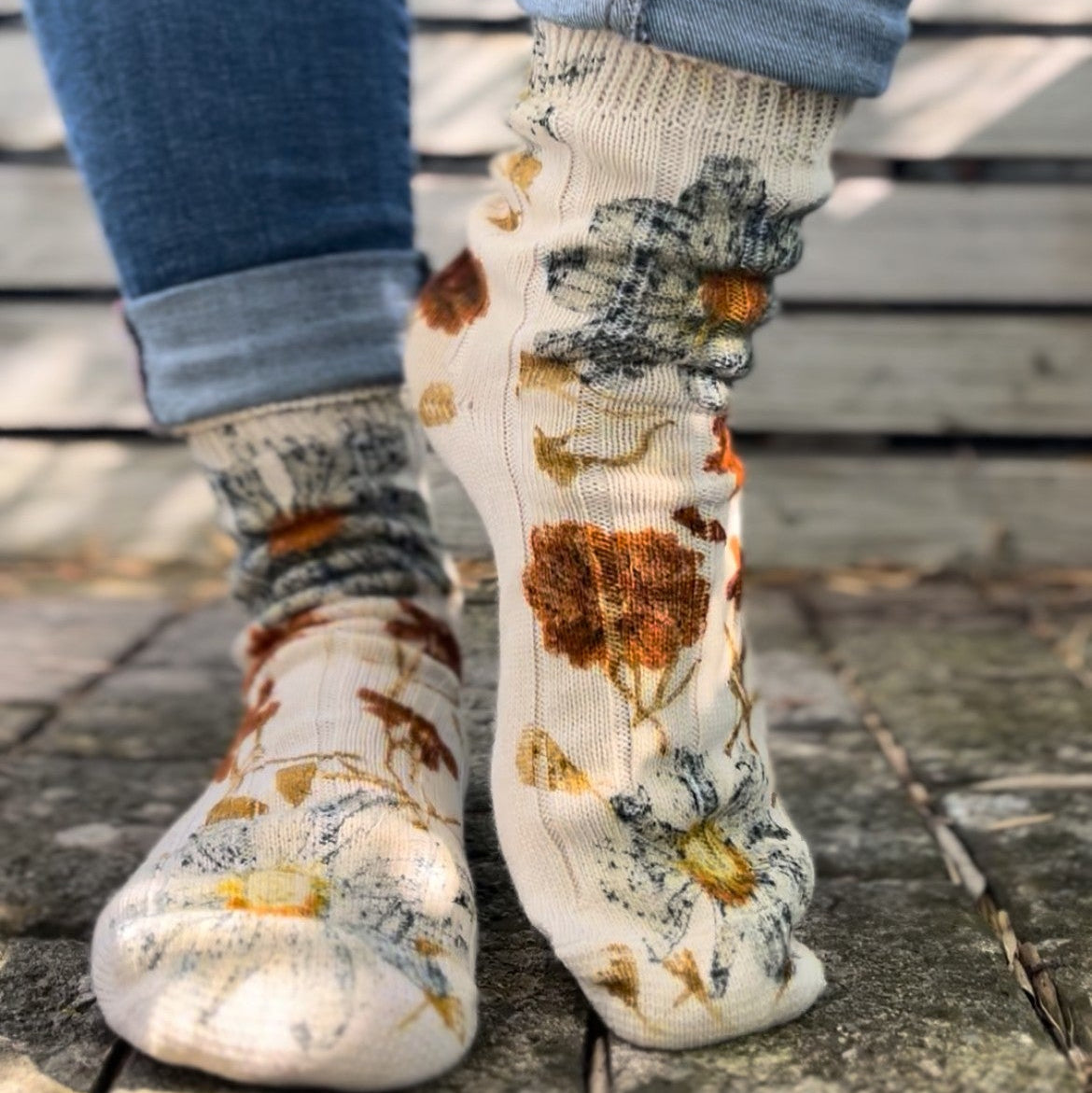 Botanically dyed socks - Rubenza Sky
