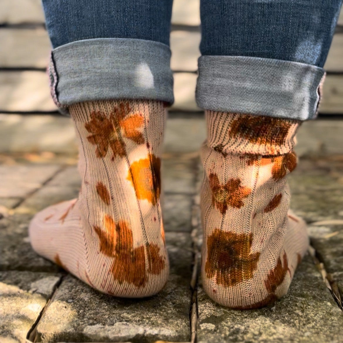 Botanically dyed socks - Sunset Lover