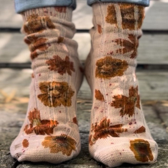 Botanically dyed socks - Sunset Lover